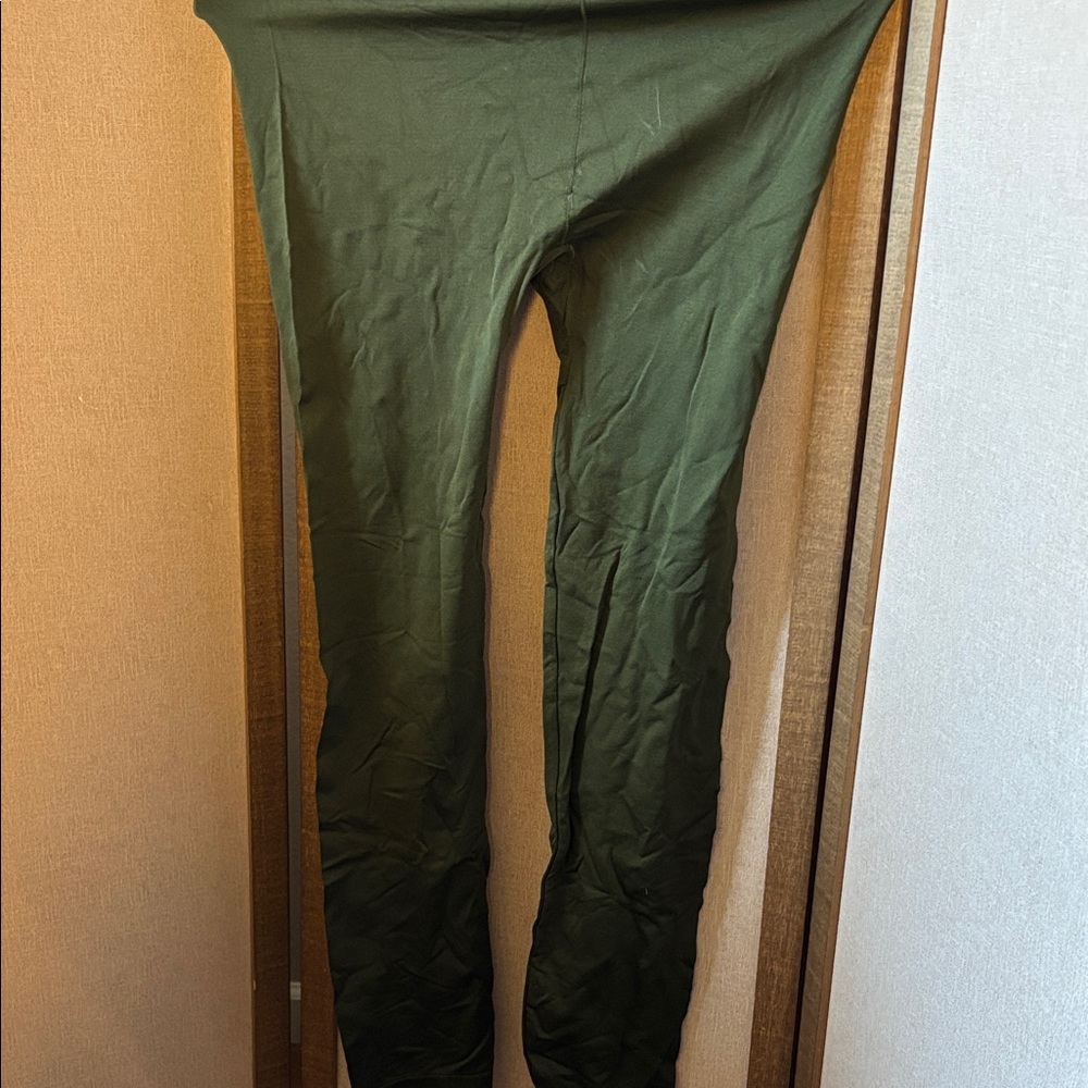 No Boundaries mossy Green junior leggings large